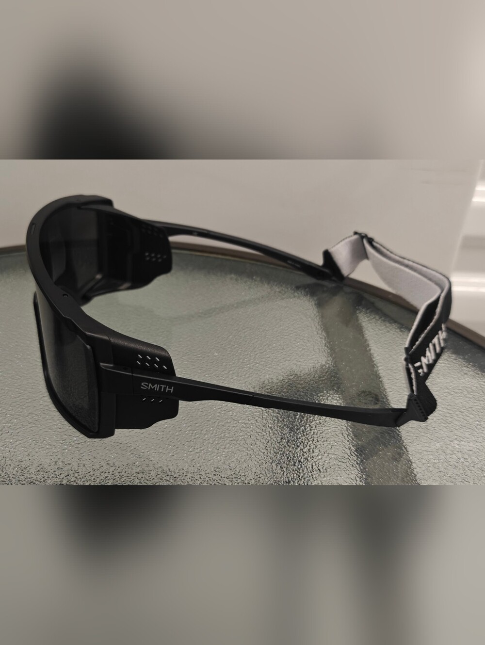 Smith Pursuit Sunglasses, Matte Black, Chromapop Black Filter Cat 3